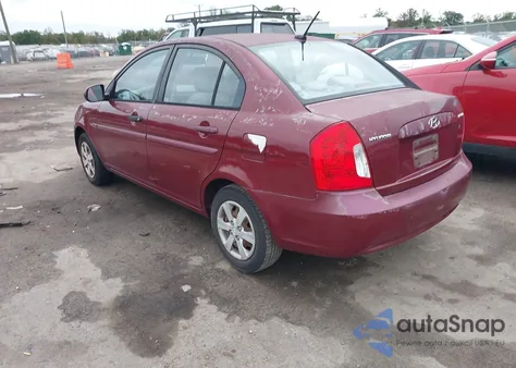 2010 Hyundai Accent Gls z USA, uszkodzony, nr VIN KMHCN4AC8AU463234